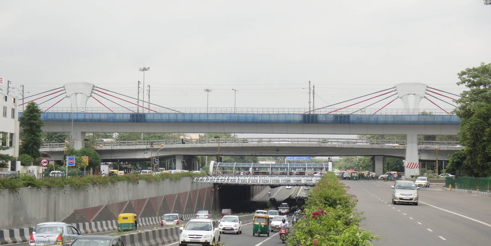 EXTRA-DOSED BRIDGE CROSSING RING ROAD, NEW DELHI